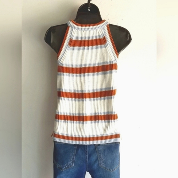 Halter Striped Sweater - Picture 5 of 6